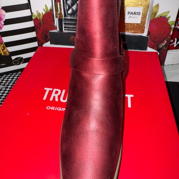 TRUE CRAFT NWT WOMENS BAIT HARNESS BOOTIES - Picture 2 of 7